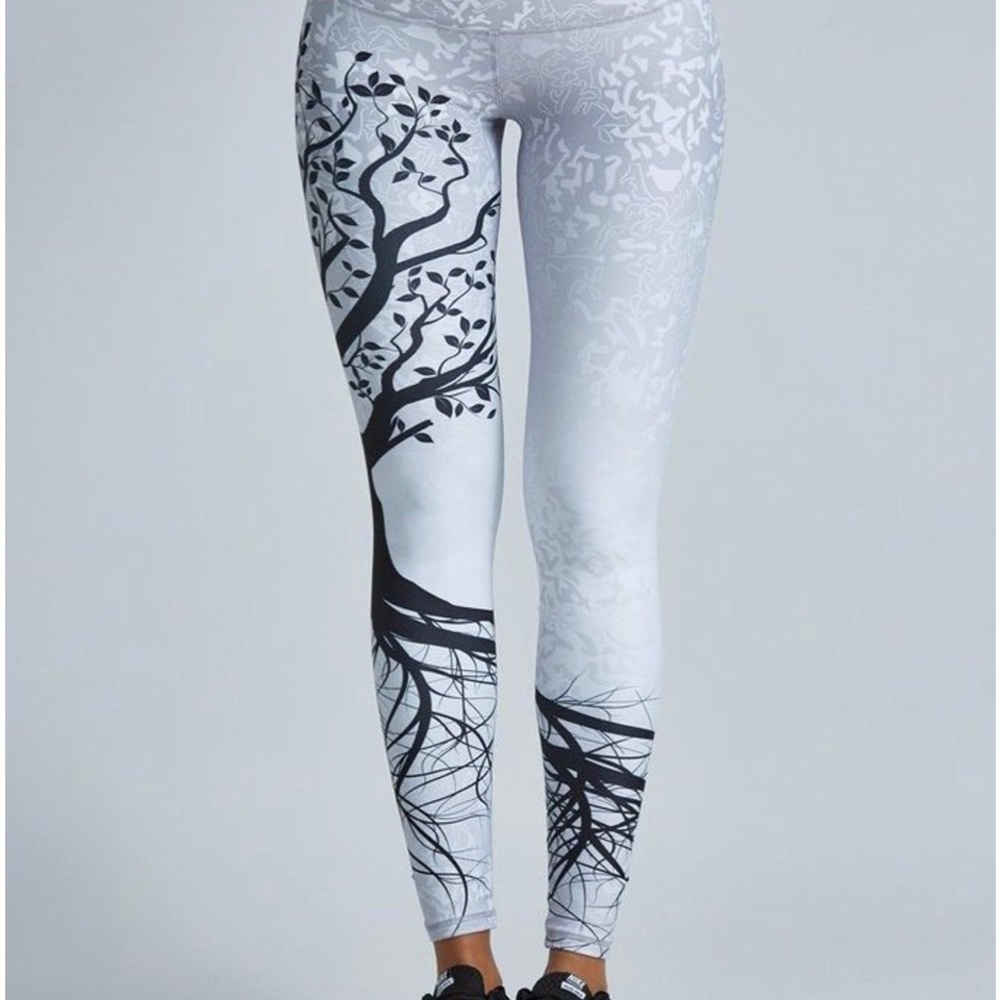 Noli tree of life yoga pants